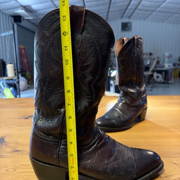 Mens Lucchese Ostrich Boot in Black Cherry Size 11 - Picture 10 of 10